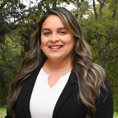 Mrs_MariaC's profile picture. 🎚 ℍ𝕒𝕡𝕡𝕚𝕝𝕪 𝔹𝕝𝕖𝕤𝕤𝕖𝕕 📍𝕋𝕖𝕩𝕒𝕤 ✨𝕄𝕒𝕣𝕣𝕚𝕖𝕕 𝕞𝕪 𝕞𝕚𝕕𝕕𝕝𝕖 𝕤𝕔𝕙𝕠𝕠𝕝 𝕤𝕨𝕖𝕖𝕥𝕙𝕖𝕒𝕣𝕥 💖