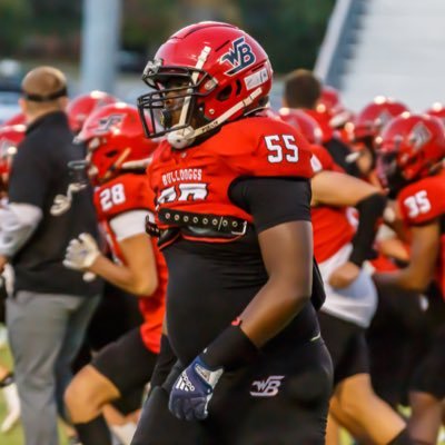emorrie3's profile picture. God first✝️ #LLV. student athlete🏀🏈📓. 6’2 250 DT/ DE WBHS’23 https://t.co/riWLV1Zzf6. NCAA ID# 2205549017. shot put- 55ft discus-165ft