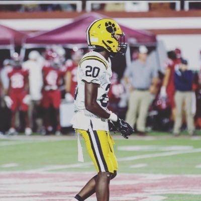 Valdosta high/football/defensive back /23’/track and field/40 4.5/ 5’10 165 #229-564-9973 email: charlieporter229@gmail.com