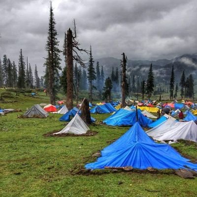 BeingPahadi13's profile picture. धर्मो रक्षति रक्षितः एकाउंट केवल हंसी ठिठोली के लिए किसी बात को दिल पर ना लें।
हर हर महादेव🚩🚩🚩