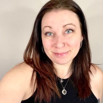 LissLloyd's profile picture. Wifey, BoyMom, lover of food, fun and beer!