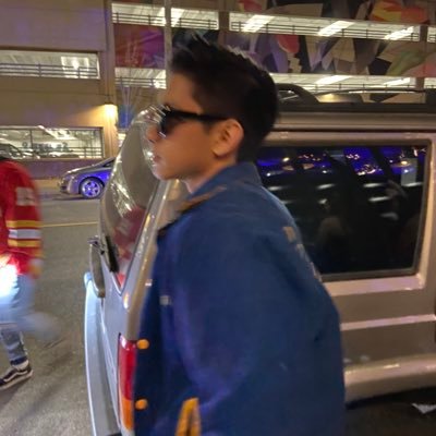 IvanHereWaiting's profile picture. just trying to get my life together