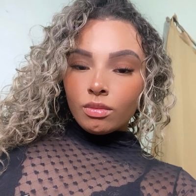 protegidas por aquele que não dorme, nem descansa nem um minuto🤍/estudante de Direito ⚖️👩‍🎓/cursando admi📚/botafogo🖤🤍
