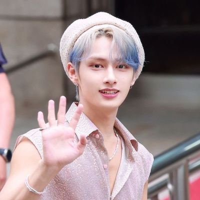 Carat💎{Wen Junhui utt ♡} Fᥲᥒ ᥲᥴᥴoᥙᥒt
Seventeen/BTOB/The Rose/VAV
❁Instagram: lolofernandes