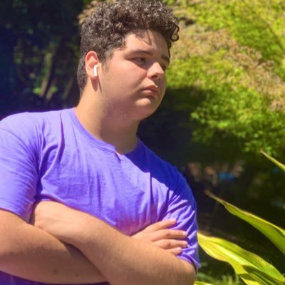 I am a 16 year old high-school kid and twitch streamer who does stand up comedy on the side https://t.co/UPgBMPPHVW Buisness email: exstasyam@gmail.com