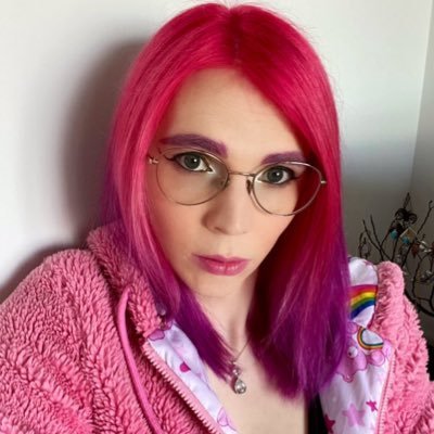 Horror & story-based gaming content creator | Member of @CelestialsTV | Polyamorous/Pansexual woman | AuADHD | She/Her Business email: contact@cassiekillsit.com