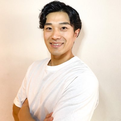 筋トレをしなくても美姿勢は作れる／フリーで池袋を中心に活動／元男子新体操選手／身体の歪みを整えるコンディショニングと正しい栄養の摂り方を発信