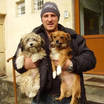 Richard45120461's profile picture. 