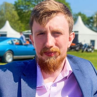 Adz_Luke's profile picture. 27 | UK 🇬🇧 •
Live life in the fast lane.