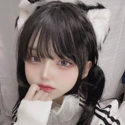 Chivescoming's profile picture. 此生最大的愿望就是離開墻國,