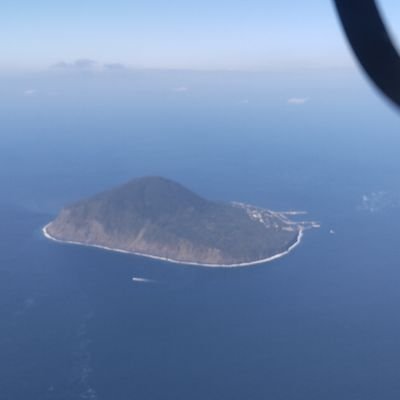 東京都利島村長の村山将人です。「そんチョーって何してるの？」という声にお答えするためにボチボチ更新していきます‼️
よろしくお願いします‼️