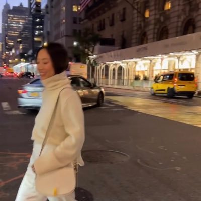 yoko24928775's profile picture. ツイートで見聞きした事など、みなさんの発信から触発され考えたことなどつぶやいています🍵 (突然引用リツイートする場合が多く失礼いたします！🙏)