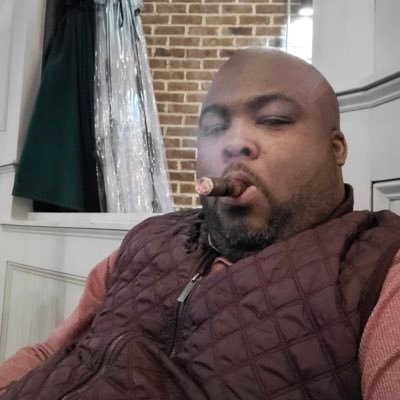 mr4042501's profile picture. 