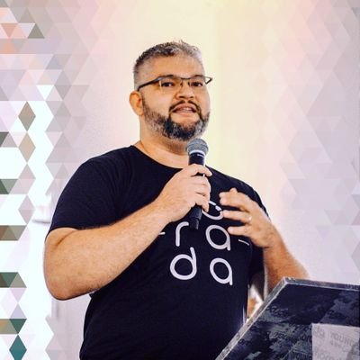 Advogado | Cristão
(Assim, quer vocês comam, quer bebam, quer façam qualquer outra coisa, façam tudo para a glória de Deus.
1 Coríntios 10:31)