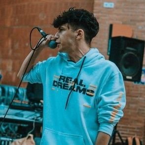 ☭☆Eɴ ᴇʟ ɴᴏᴍʙʀᴇ ᴅᴇ Mᴀʀx, Lᴇɴɪɴ ʏ ᴇʟ ᴇsᴘɪ́ʀɪᴛᴜ ᴅᴇ Sᴛᴀʟɪɴ☆☭ Madrizzz📍
🎬 𝕯𝖎𝖗𝖊𝖈𝖈𝖎𝖔́𝖓 𝖉𝖊 𝖈𝖎𝖓𝖊
🎙Organizador de Miraelbuenrap Navarra, a veces rapeo