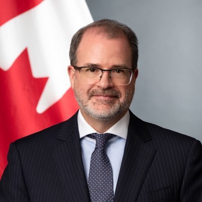 Canadian Ambassador to the Philippines/Ambassadeur du Canada aux Philippines. 🇨🇦🇵🇭Tweets+RT≠endorsement/appui