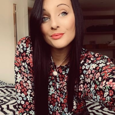infirmière 💉💊. 27 ans 🎉 vitry en Artois 🏡 Médecine polyvalente 🏥🌡