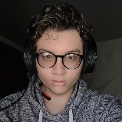 Meu confrade se você me der um PC, tempo e internet, alguns microcontroladores e uns Jumpers, eu faço a Millennium Falcon 2 muito tranquilo.