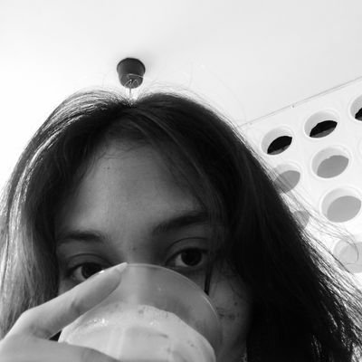 titaakk's profile picture. not safe for wawewo