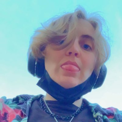 gawanknight's profile picture. they/them/he/him•STU/VFS Alumnum•Writer•27•🏳️‍⚧️🏳️‍🌈