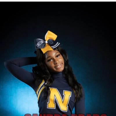 Varsity cheerleader 📣C/O 2023                Cheer Captain