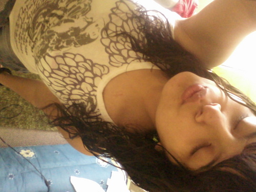 Aniiiiluz's profile picture. I can be strong But with you It’s not like that at all There’s a girl That gives a shit Behind this wall (8)