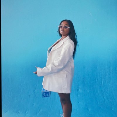 mbali_booi02's profile picture. hayi wethu🙃