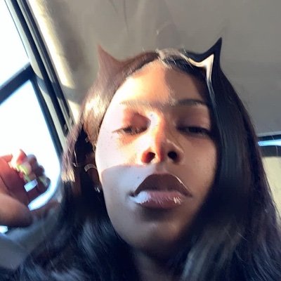 @motaughtyouu on er thang else follow 💘 LUXURY 👸🏾BUT JUNKIE 🧟👁️👽🍄🧚🏾‍♀️