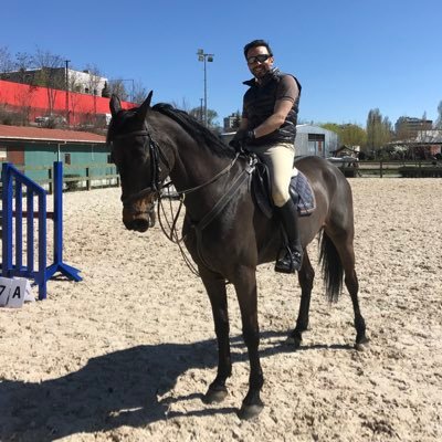 DoganDe79251303's profile picture. 