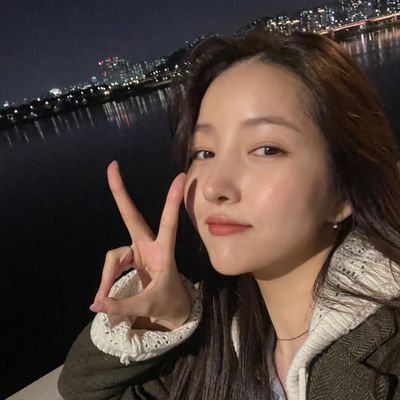 onlysinb's profile picture. GFRIEND IS BACK 🔮 2ne1 viviz dreamcatcher bini
