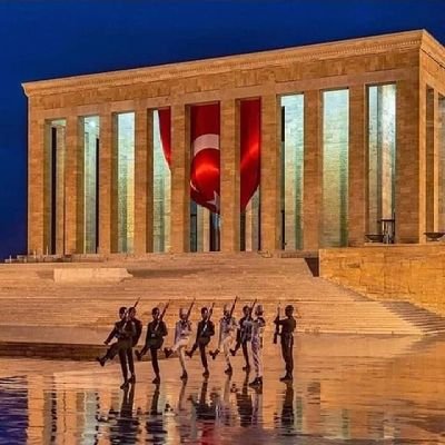 Dr. (PhD)
iç hastalıkları Anabilim Dali.
Florence Nightingale neferi
🩺💉👨⚕🥼🕘
🐂♉
kahrolsun istipdat, YAŞASİN HÜRRİYET...
Gazi Mustafa Kemal❤