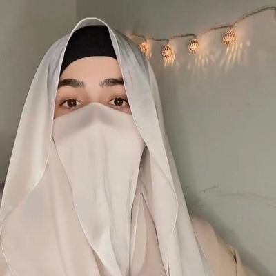 Hey this is glamorous women.please like and follow me