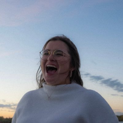 melissabwriting's profile picture. SFF Writer✨25. she/her. Querying my YA Fantasy novel and writing short fiction. Words in @crowkeys @ASIMtweets @penumbricmag. Canadian. Insta: writingwmelissa