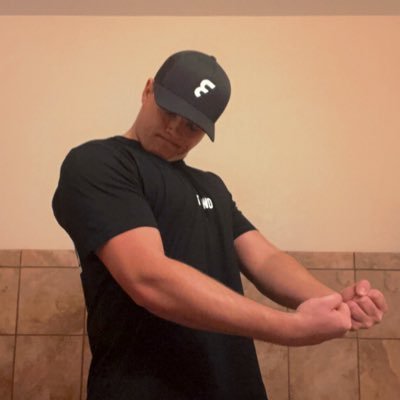 lundquistjaden1's profile picture. raw nutrition ambassador                                 use code lundquist10 for 10% all orders