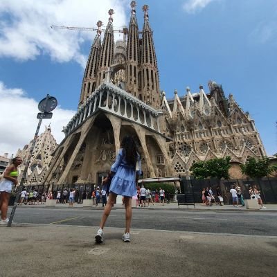 dametumerienda's profile picture. 🍁Looking for bravas with alioli🍃