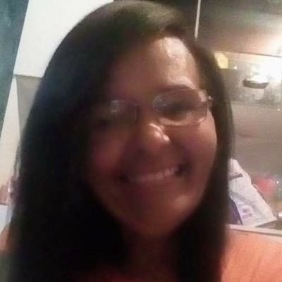 severin65816796's profile picture. Mãe e avô sem papás na língua?