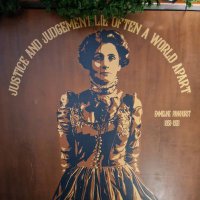 KL (@viewthrudifeyes) 's Twitter Profile