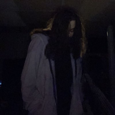 2_brkn's profile picture. 🖤New Song “demons in my head” OUT NOW 🥀 ⬇️stream it!⬇️