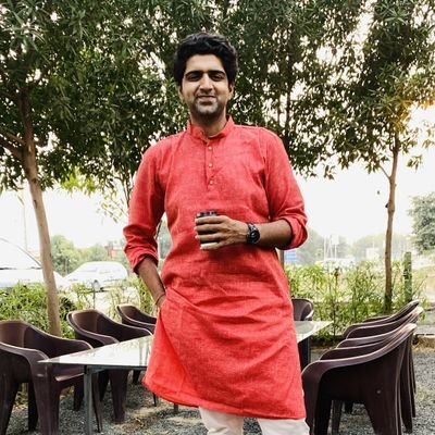 saykunal's profile picture. Ahmedabad | 
Operation Head at @nonsensepindrop