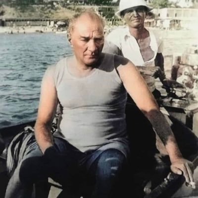 Gurmegrafiz's profile picture. Peace, rüzgar nereye ben oraya,borsada enayi 🤟🏿400 hüstad ve çakma engelleyicilerle rekor bende,gün gelir aynı mecrada engelleyen hüstadlara HODRİ MEYDAN
