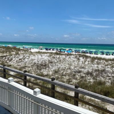 mhq65's profile picture. 