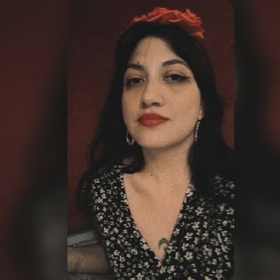 Tallarines con salsa 🍝
Nunca me cagué a piñas con nadie 💫 Distraída 😪