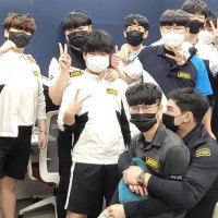 윤창식 (@dissme0224) 's Twitter Profile