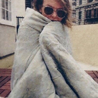 odeio todos,menos a taylor swift