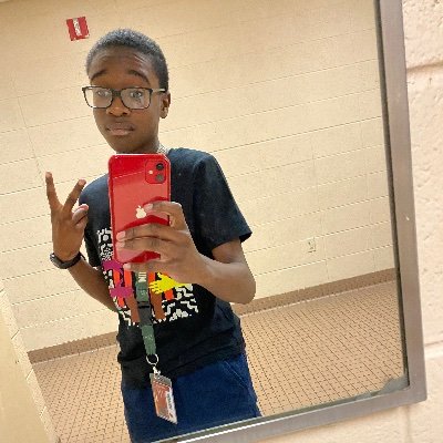 10th grader Love 2k25 Like hanging out with friends and just living life