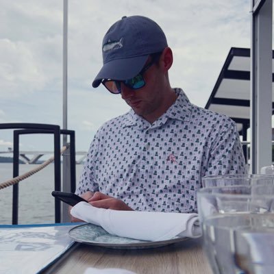 Dad • Husband • Floridian • Majority Staff Director for @SenateAging Chairman @SenRickScott • @floridastate grad • Isaiah 6:8