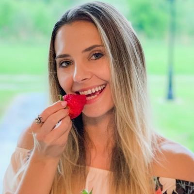 We create candid social media content/ads for your products, services, + brand. Build social proof, establish authenticity. Team of x2 Millennial/GenX Creators