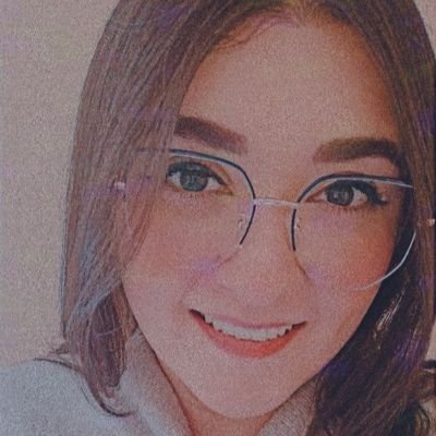 HeidiMartinez2's profile picture. 