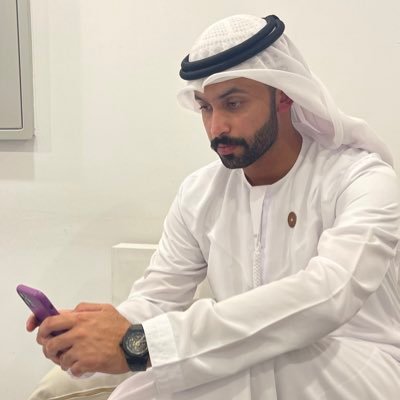 الـمدير التنفيذي لاتحاد الإمارات للمبارزة 🇦🇪 عضو مجلس شباب اللجنة الأولمبية الوطنية، أصـغر حـكم دولي في العالم 🤺 أصــغر ناشر إماراتي 📚 كـاتب ✍🏼