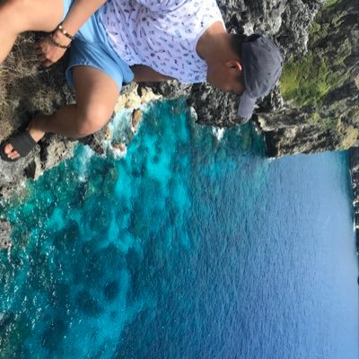 elmitanyo's profile picture. found in a coast of shipwrecks | taken | books | runs | new at baking | #Hufflepuff | ♌️ | Myrmidon | Nahida main